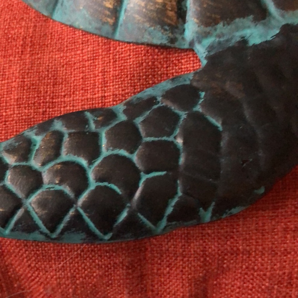 Metal turtle. Bronze with Aqua blue color. No hanger on back but could be added. - Picture 4 of 8